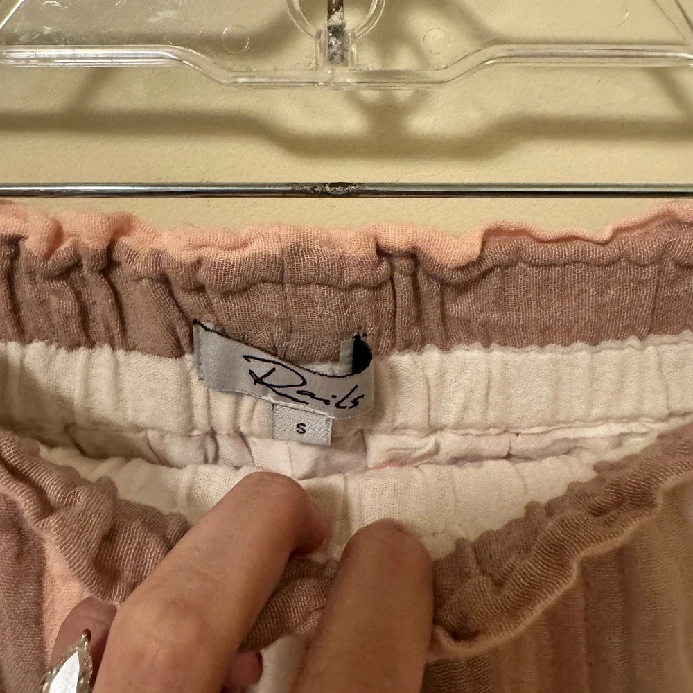 NWOT RAILS LEIGHTON SHORT - COLOR : STRIPE - SIZE : SMALL - Picture 5 of 5